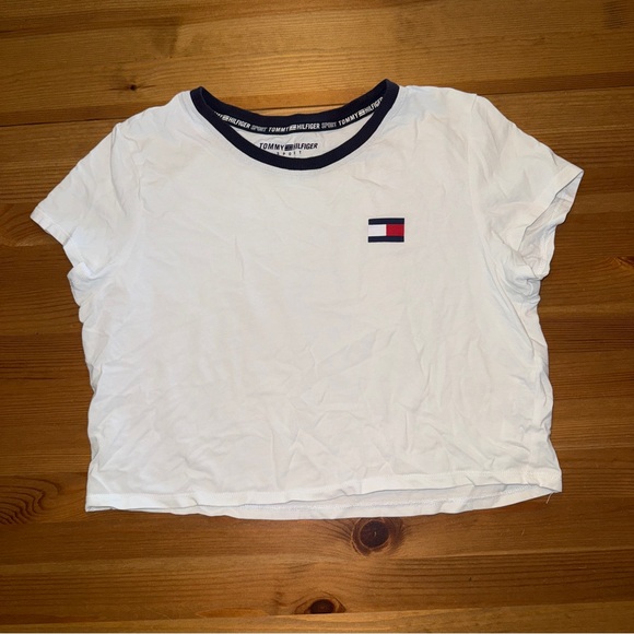 Tommy Hilfiger White Crop T-Shirt with Logo Medium - Picture 1 of 4